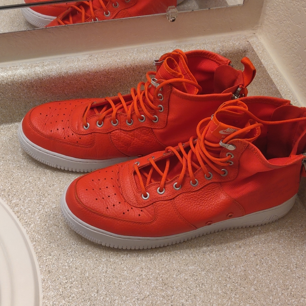 Nike Air Force 1 size 13